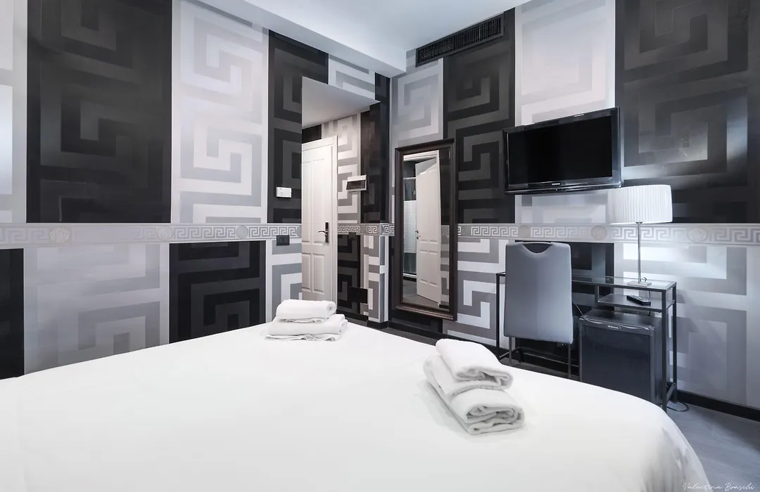 Hotel Spagna-1